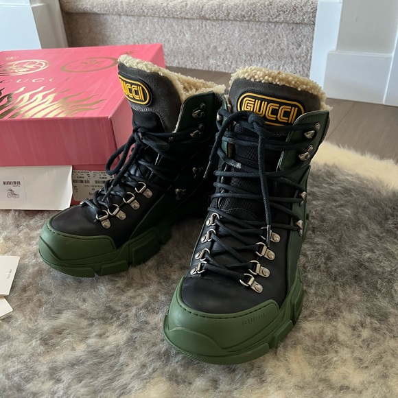 GUCCI Flashtrek Wool-Lined Leather High-Top Boots | Full Set - Picture 12 of 13